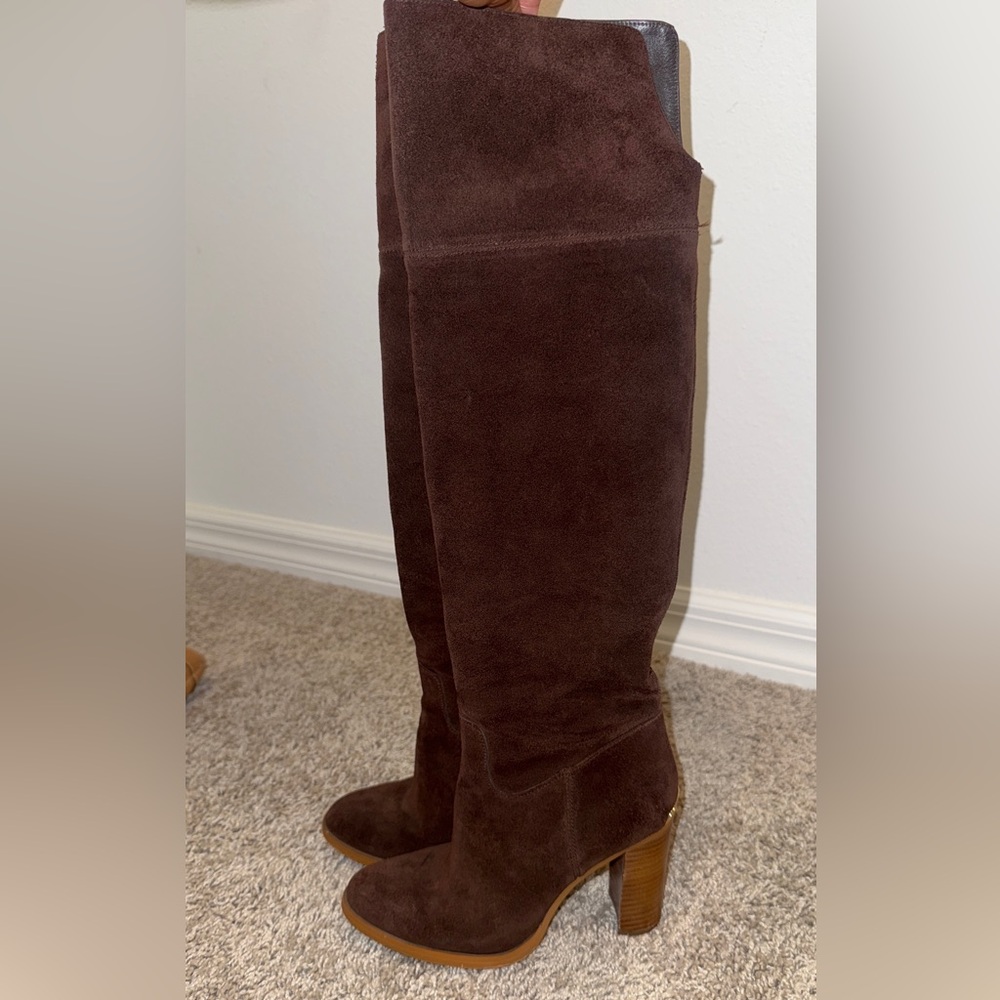 LIKE NEW! Michael Kors Chocolate Suede Knee high Boots